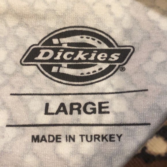 ***NWT*** Dickies Top - Picture 8 of 8